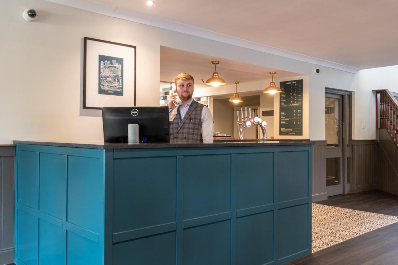 Almondsbury Inn & Lounge Exterior photo