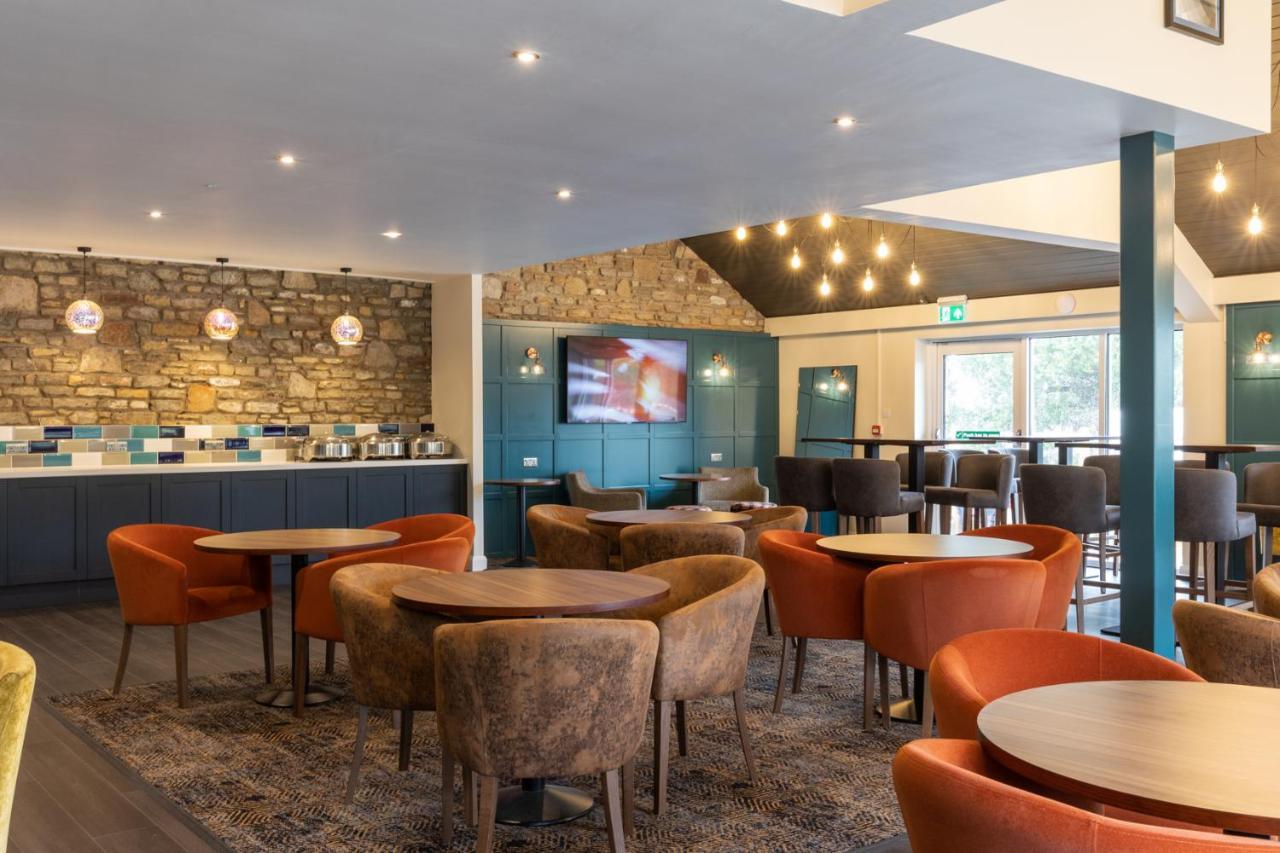 Almondsbury Inn & Lounge Exterior photo